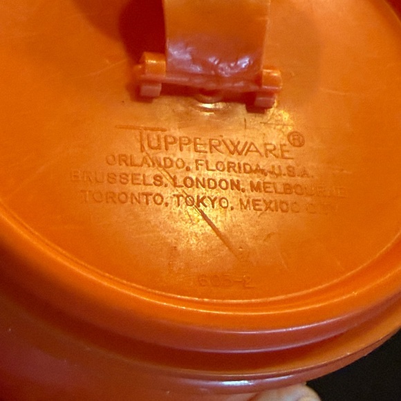 Tupperware Tall Plastic Cup - Picture 4 of 6